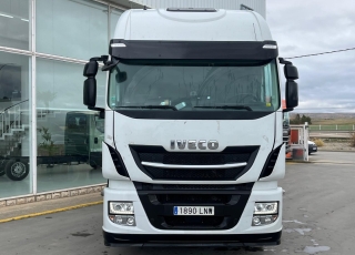 IVECO AS440S48TP HI- WAY AUTOMATIC WITH INTARDER.