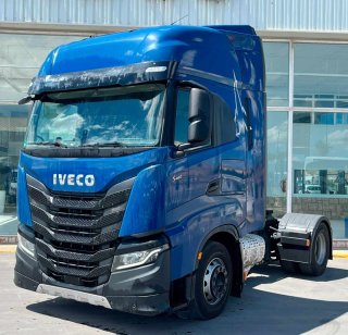 Tractor unit IVECO AS440S46T/P SWAY AUTOMATICO CON INTARDER ADR