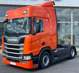 Tractor unit Scania R450