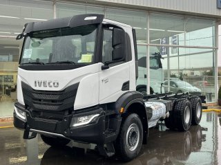 Tipper truck IVECO IVECO T-WAY 450cv  6X4