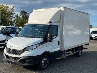 Caja cerrada con plataforma elevadora IVECO 35C16H 20m3 3.0