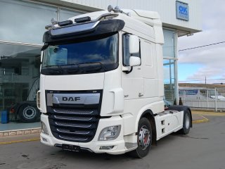 Tractor unit DAF XF 530